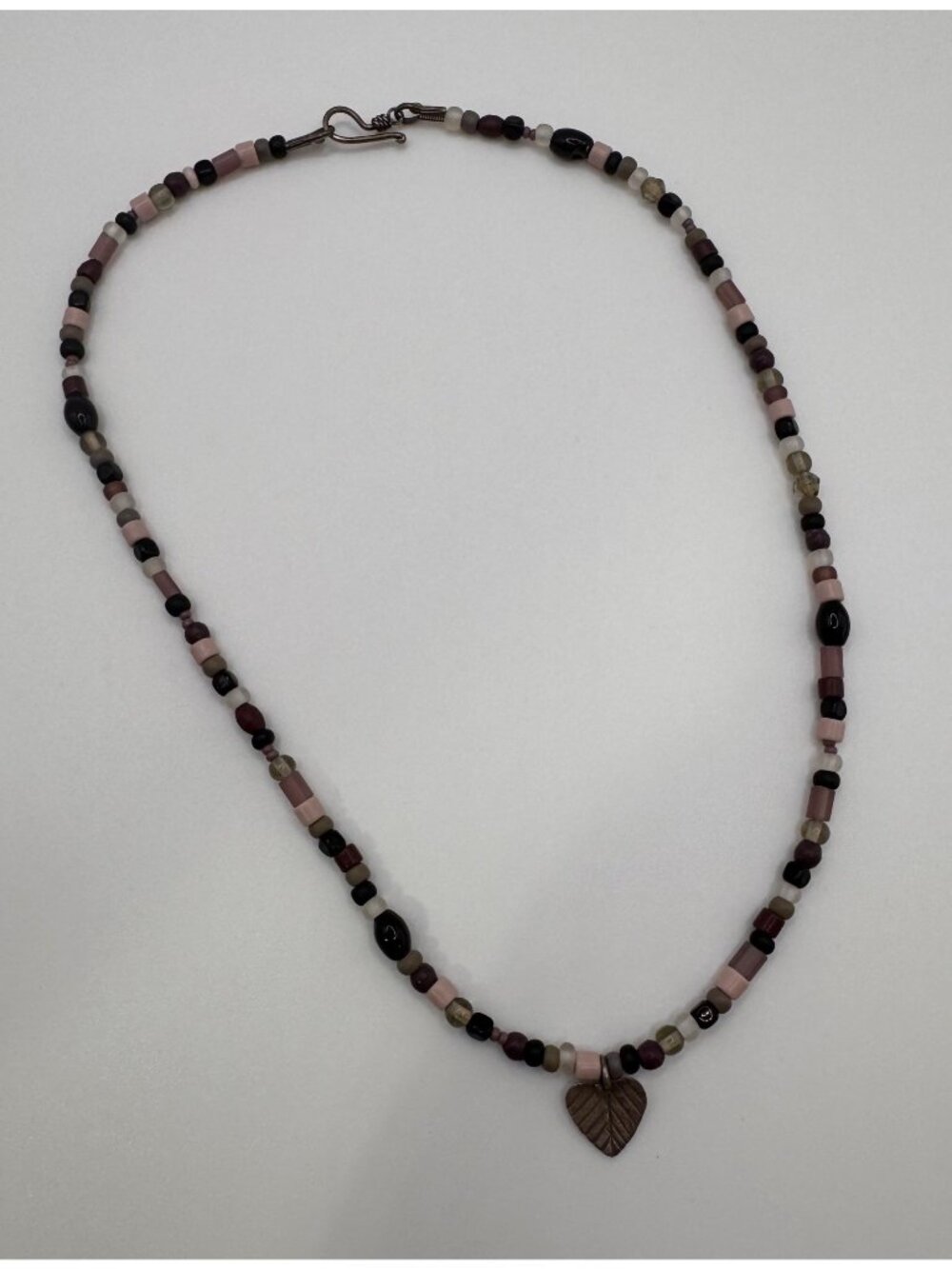 Artisan Glass Bead Necklace 925 Findings Leaf Pendant Pink Purple Gray 16.5